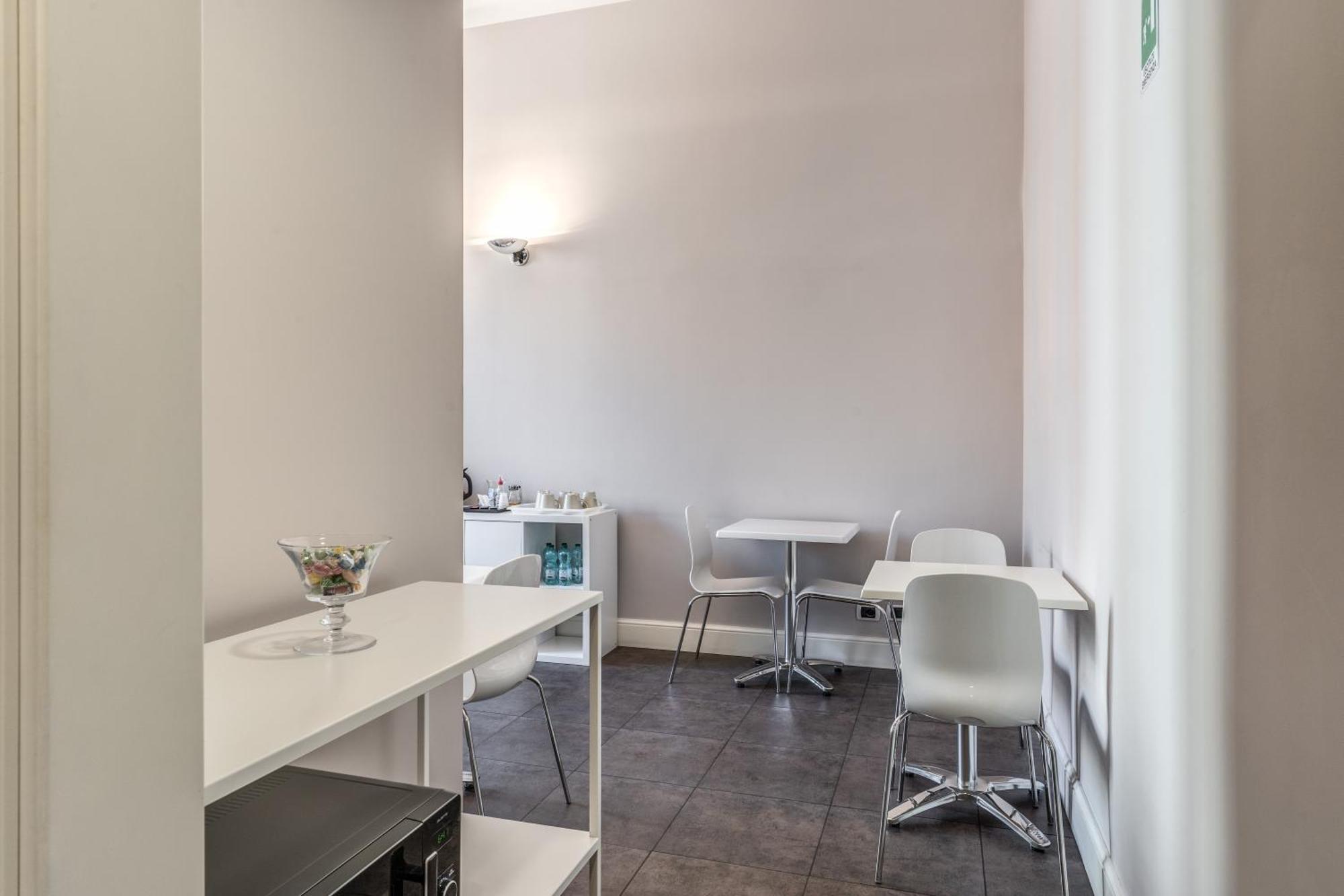 Guest House Cavour 278 Рим Екстер'єр фото
